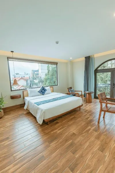 Phòng đôi có ban công — Sapa Yen Hotel